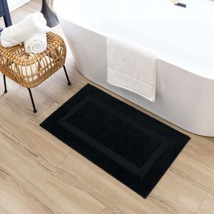 Luxurious Black Bath Rug